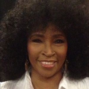 Meet your Posher, Beverly